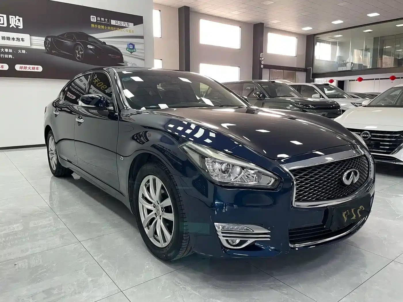 Infiniti Q70 2017 Q70L 2.5L Elite Edition — миниатюра 3
