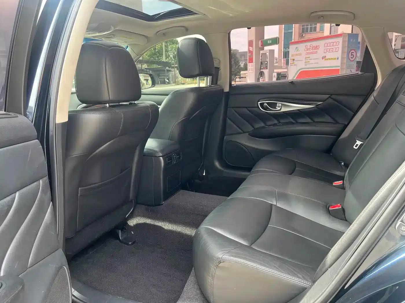 Infiniti Q70 2017 Q70L 2.5L Elite Edition — миниатюра 28