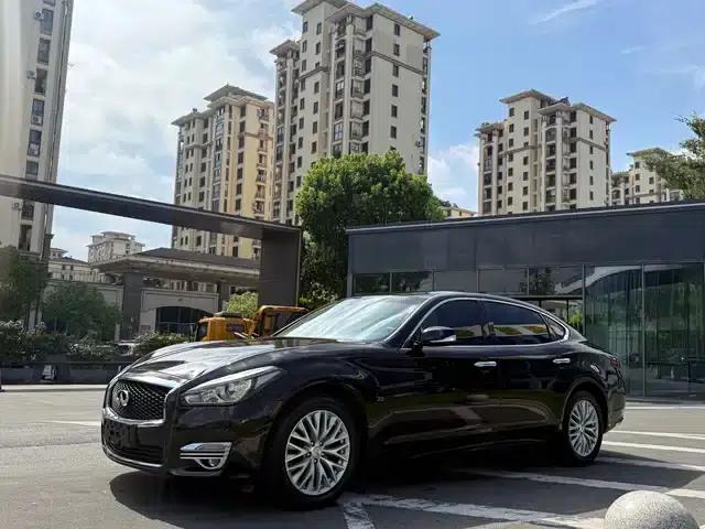 Infiniti Q70 2015 Q70L 2.5L Enjoy Edition