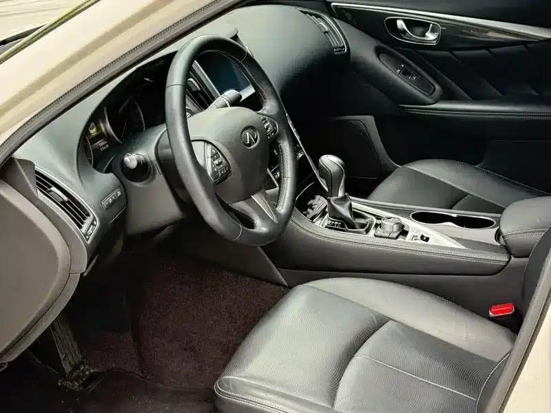 Infiniti Q50 2014 2.0T Comfort Edition — миниатюра 5