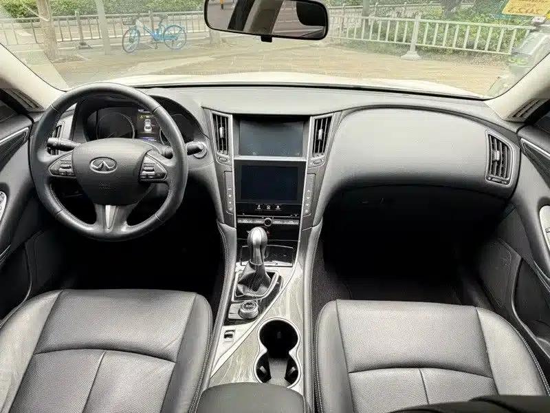 Infiniti Q50 2014 2.0T Comfort Edition — миниатюра 6