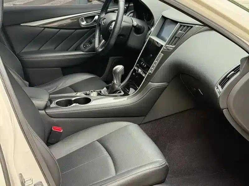 Infiniti Q50 2014 2.0T Comfort Edition — миниатюра 9