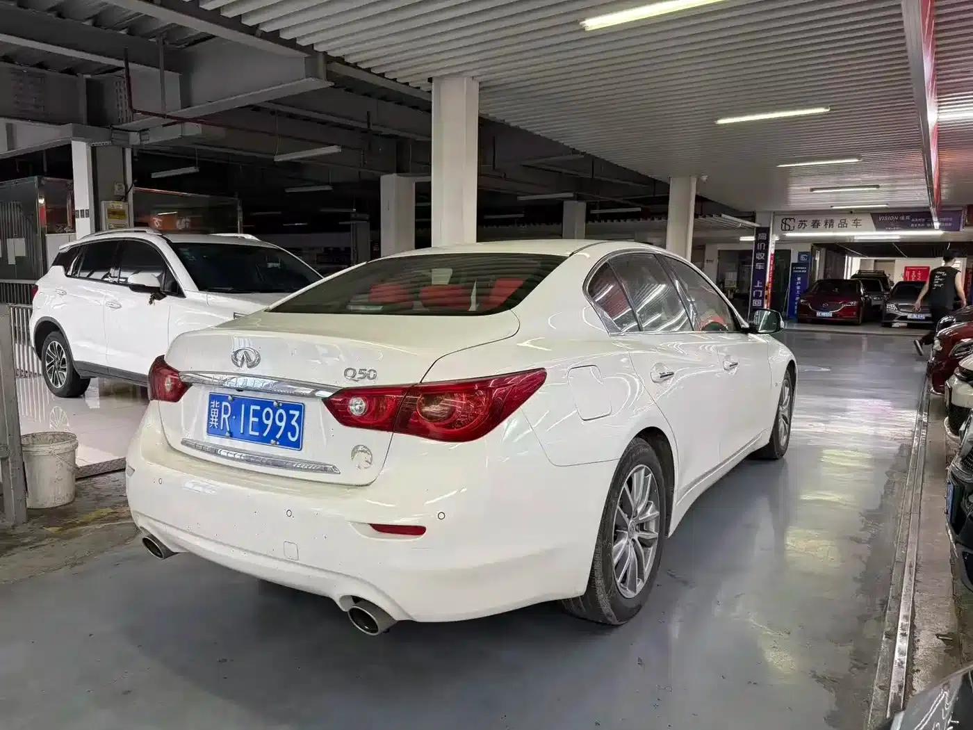 Infiniti Q50 2014 3.7L Comfort Edition — миниатюра 5