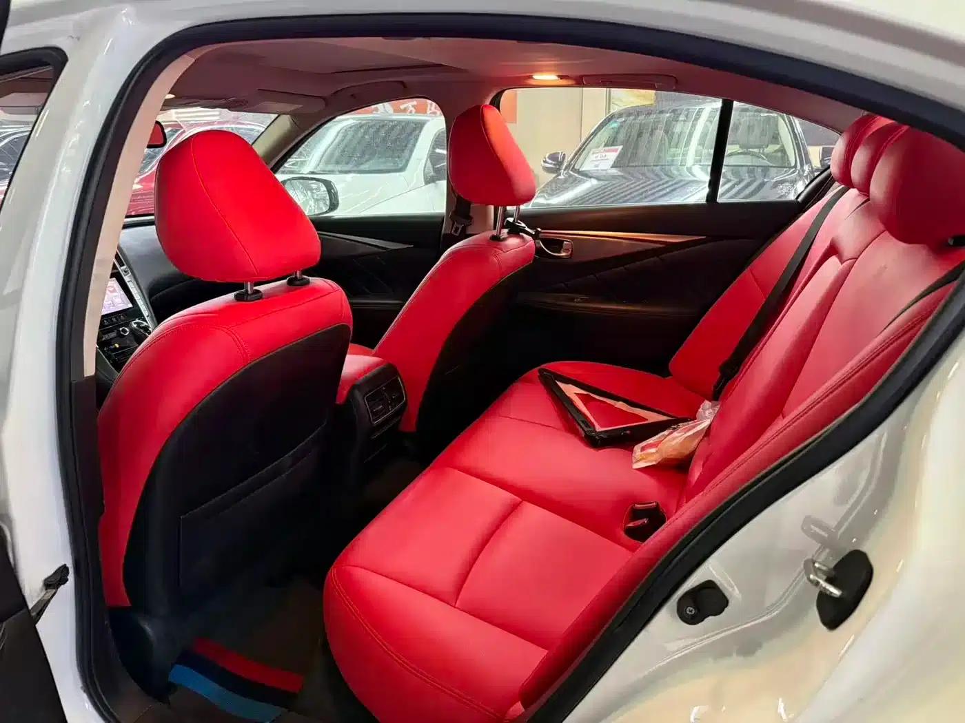 Infiniti Q50 2014 3.7L Comfort Edition — миниатюра 10