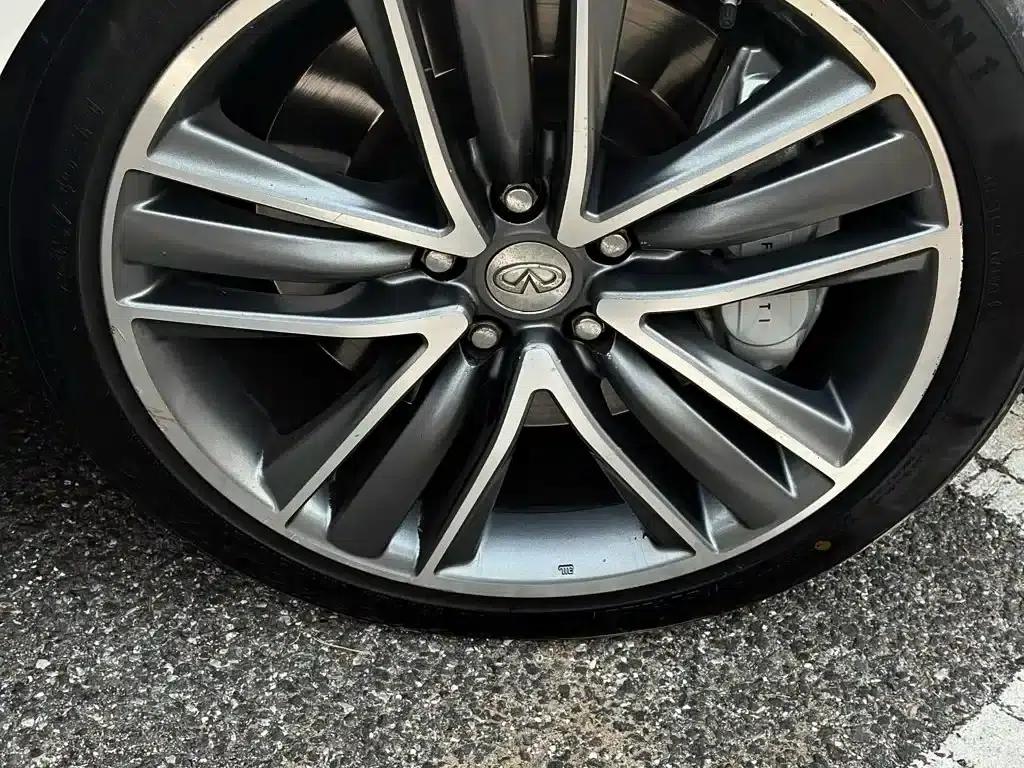 Infiniti Q50 2014 3.7L Luxury Sport Edition — миниатюра 8