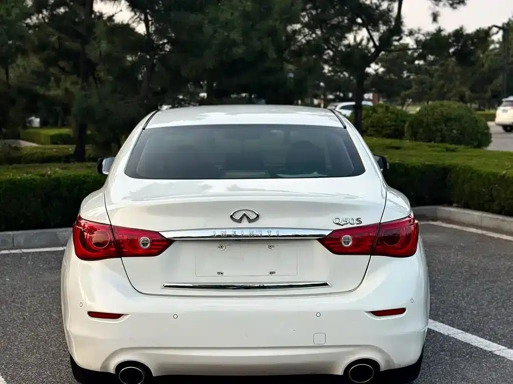 Infiniti Q50 2014 3.7L Luxury Sport Edition — миниатюра 9