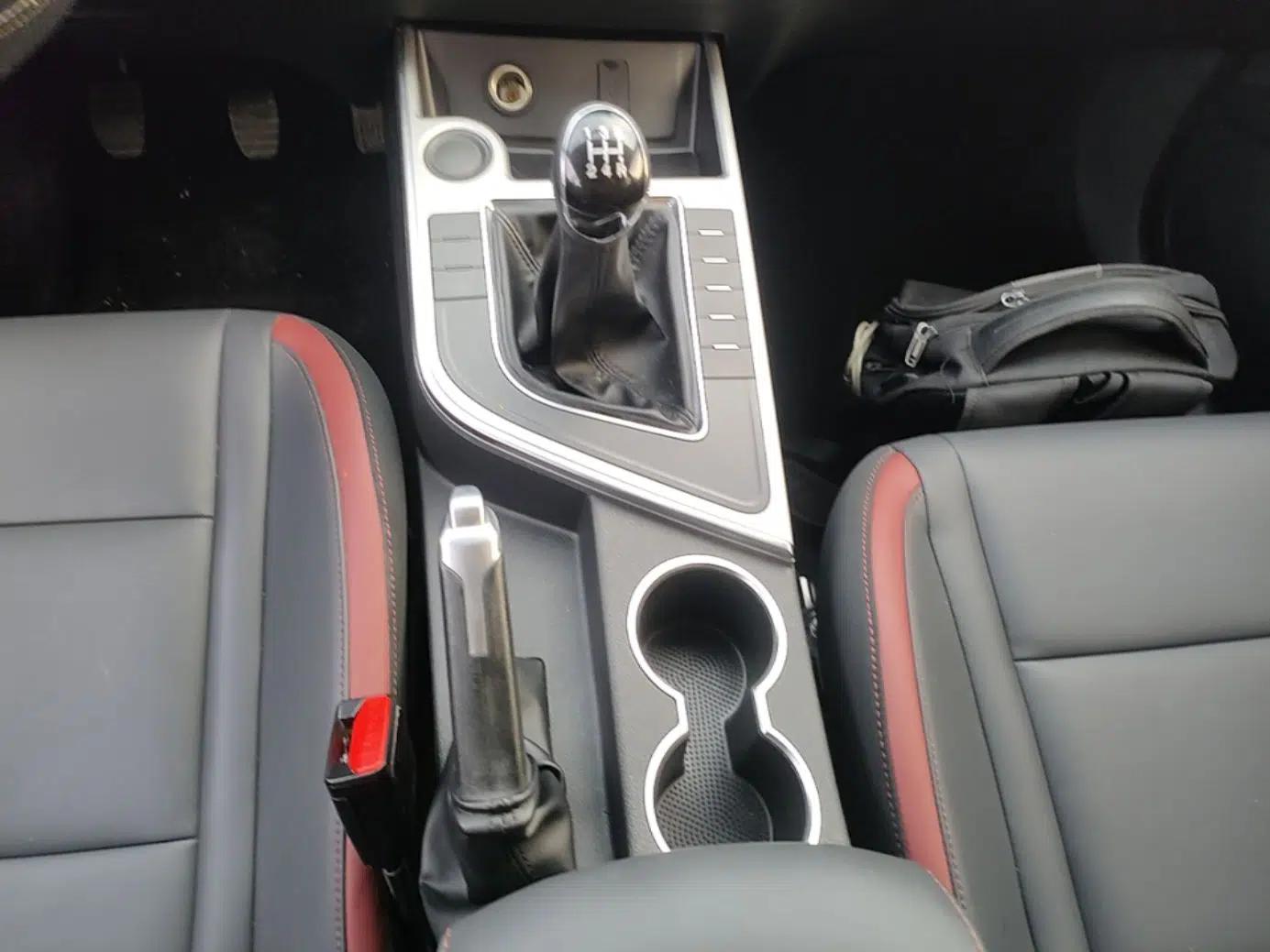 FORTHING T5 2021 1.6L Manual Comfort Model — миниатюра 16