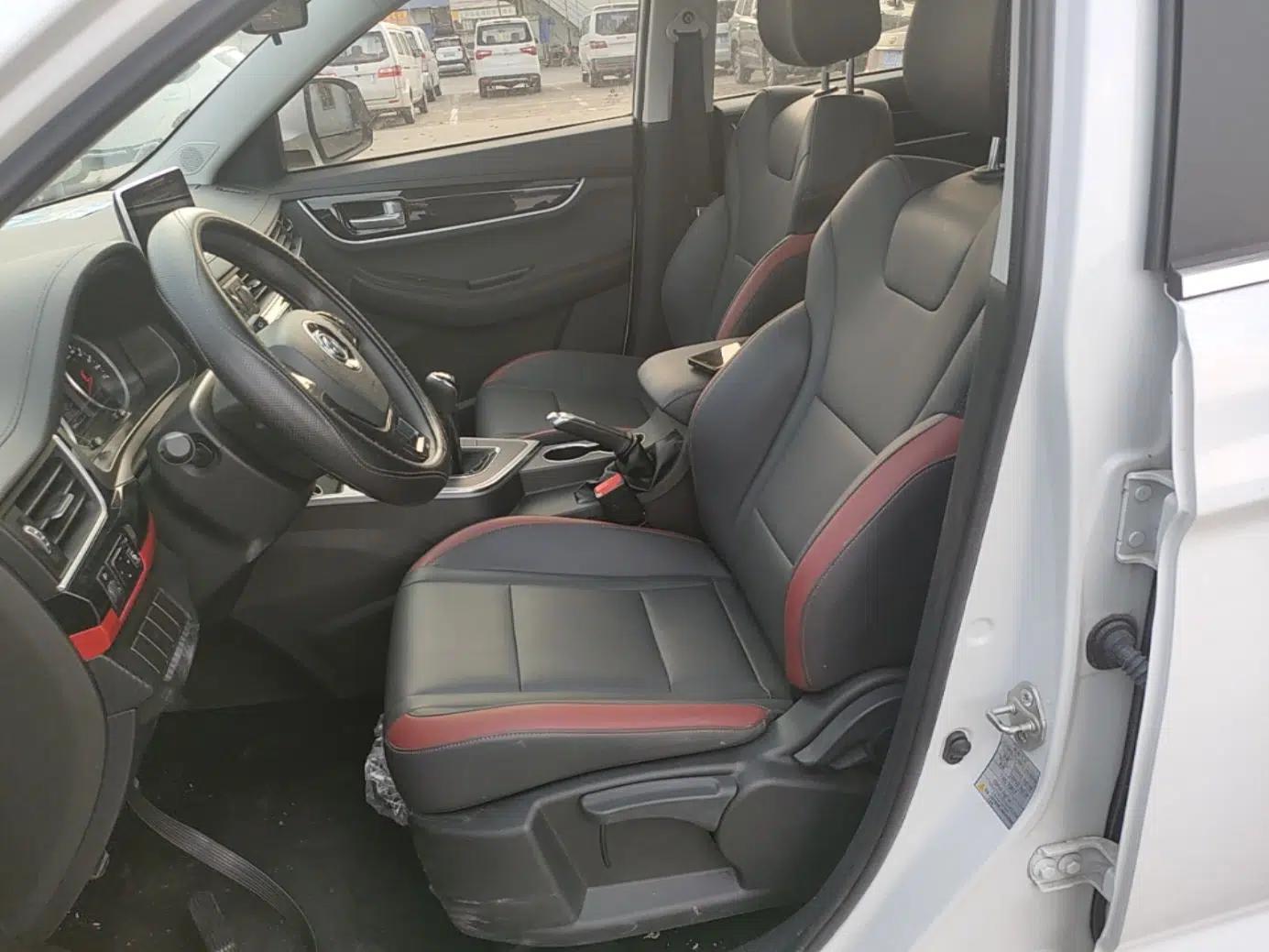 FORTHING T5 2021 1.6L Manual Comfort Model — миниатюра 17