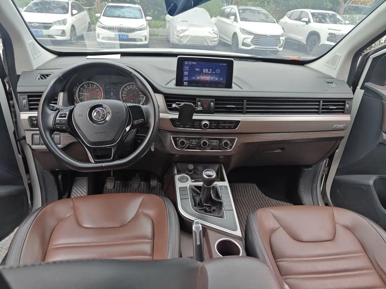 FORTHING SX6 2018 1.6L Manual Luxury Model — миниатюра 9