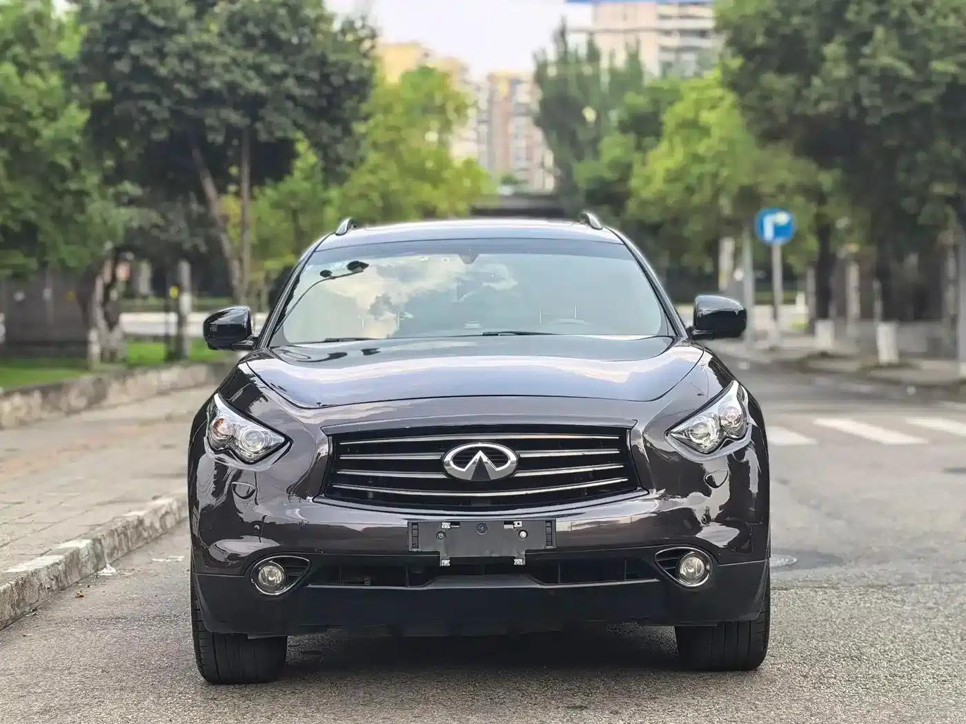 Infiniti QX70 2015 3.7L Limited Edition — миниатюра 2