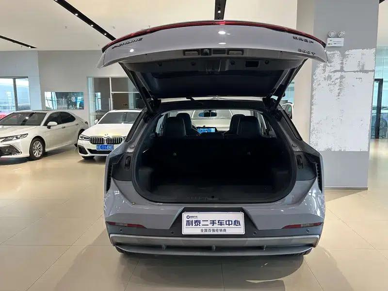 Venucia V20 2021 1.5T Automatic Front-Wheel Drive 5-Seater Factory Custom Edition — миниатюра 26