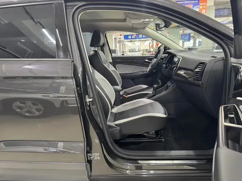 Jetta VS7 2022 280TSI Automatic High-Gloss Enjoy Edition — миниатюра 14