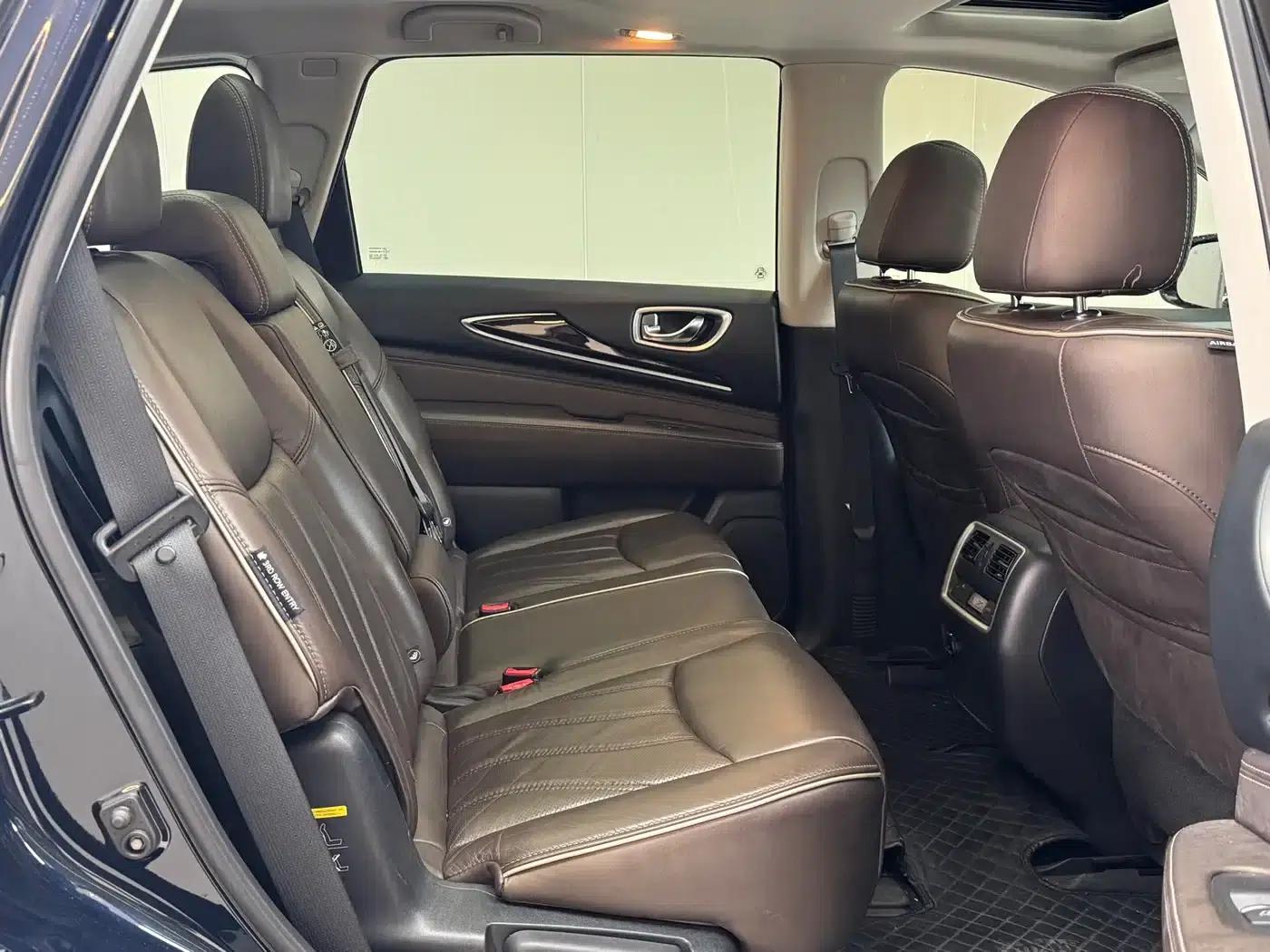 Infiniti QX60 (Imported) 2018 2.5 S/C Hybrid 2WD Champion Family Edition — миниатюра 14
