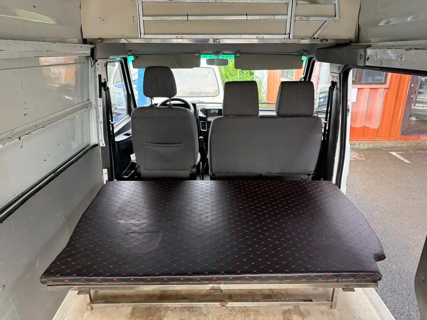 Iveco DeYi 2021 Model 2.5T V40 2-3 Seat Long Wheelbase Mid-Roof Dual Tires Manual Door — миниатюра 8