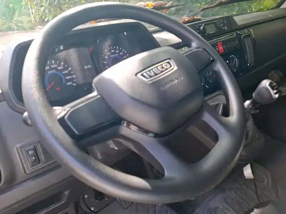 Iveco DeYi 2022 2.5T A37 M1 Bus, 5-9 Seats, Long Wheelbase, Mid-Roof, Dual Tires, Manual Door — миниатюра 15