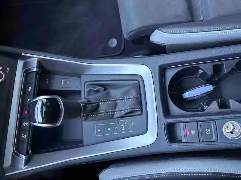 Audi Q3 2023 35 TFSI Fashion Dynamic Edition — миниатюра 16