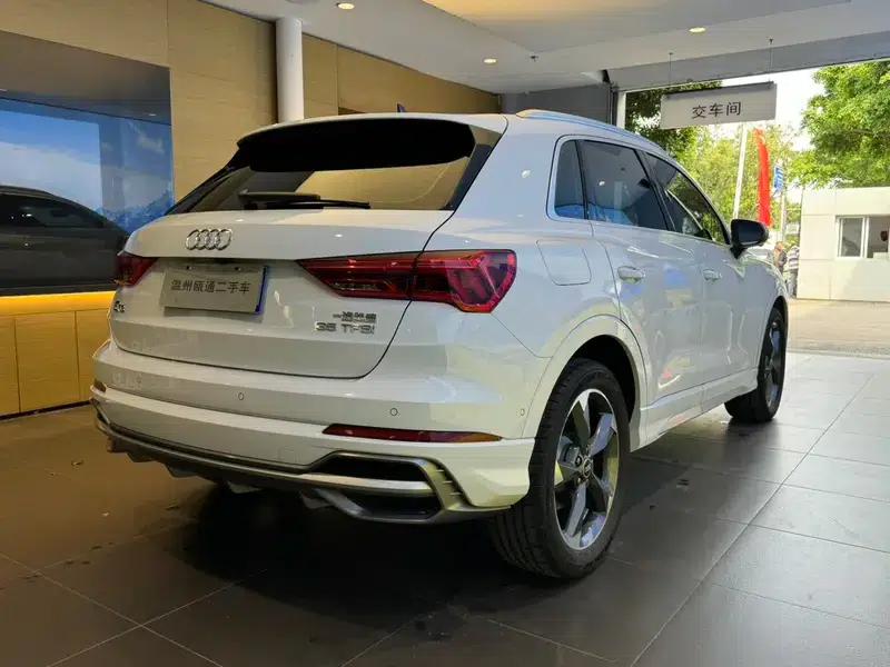 Audi Q3 2022 35 TFSI Fashion Dynamic Edition — миниатюра 6