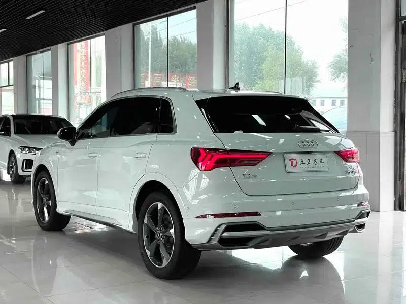 Audi Q3 2022 35 TFSI Fashion Dynamic Edition — миниатюра 4