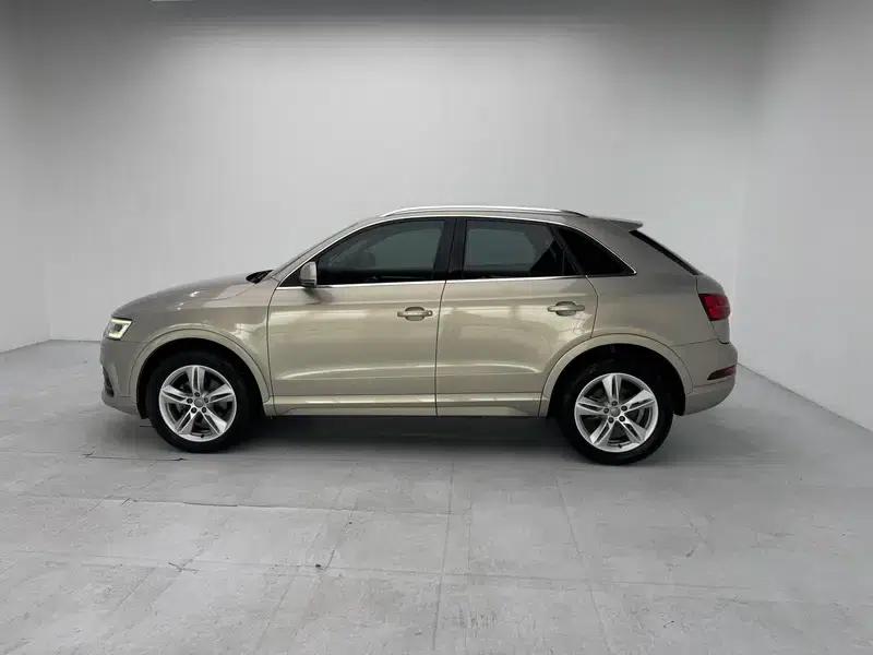 Audi Q3 2018 30th Anniversary Edition 35 TFSI Fashion Model — миниатюра 4