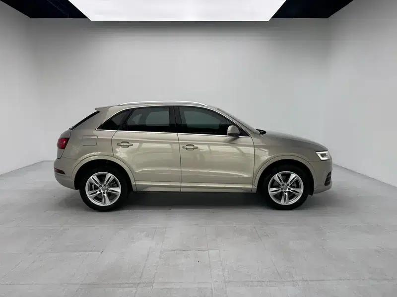 Audi Q3 2018 30th Anniversary Edition 35 TFSI Fashion Model — миниатюра 8