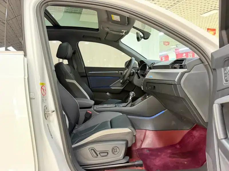 Audi Q3 2024 35 TFSI Fashion Dynamic Edition — миниатюра 8