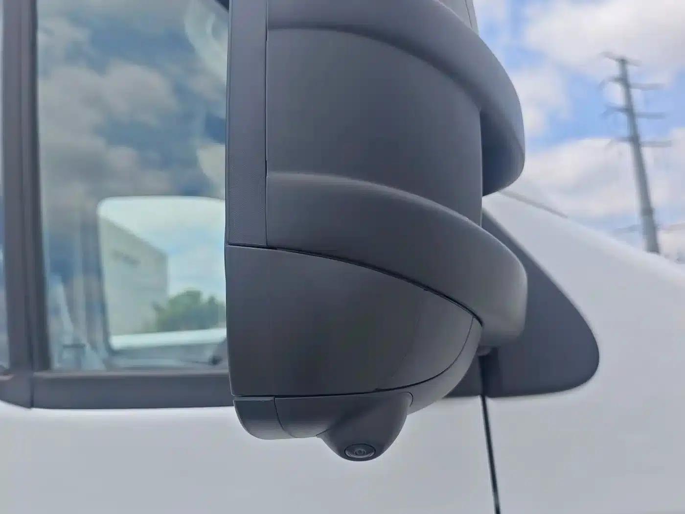 Iveco OB 2025 Mountain & Sea 3.0T Off-Road Passenger Vehicle (Automatic Short Wheelbase) — миниатюра 20