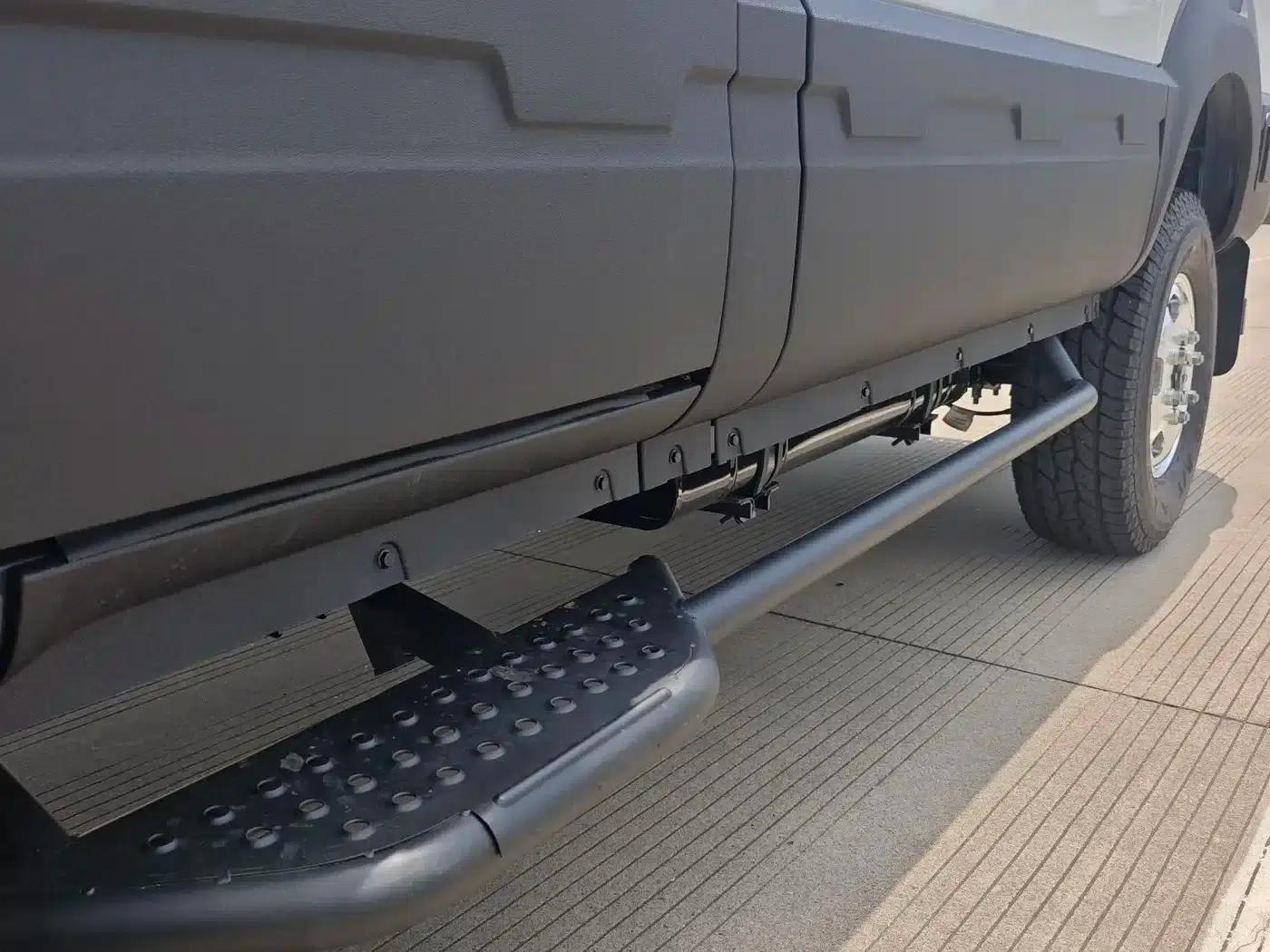 Iveco OB 2025 Mountain & Sea 3.0T Off-Road Passenger Vehicle (Automatic Short Wheelbase) — миниатюра 6