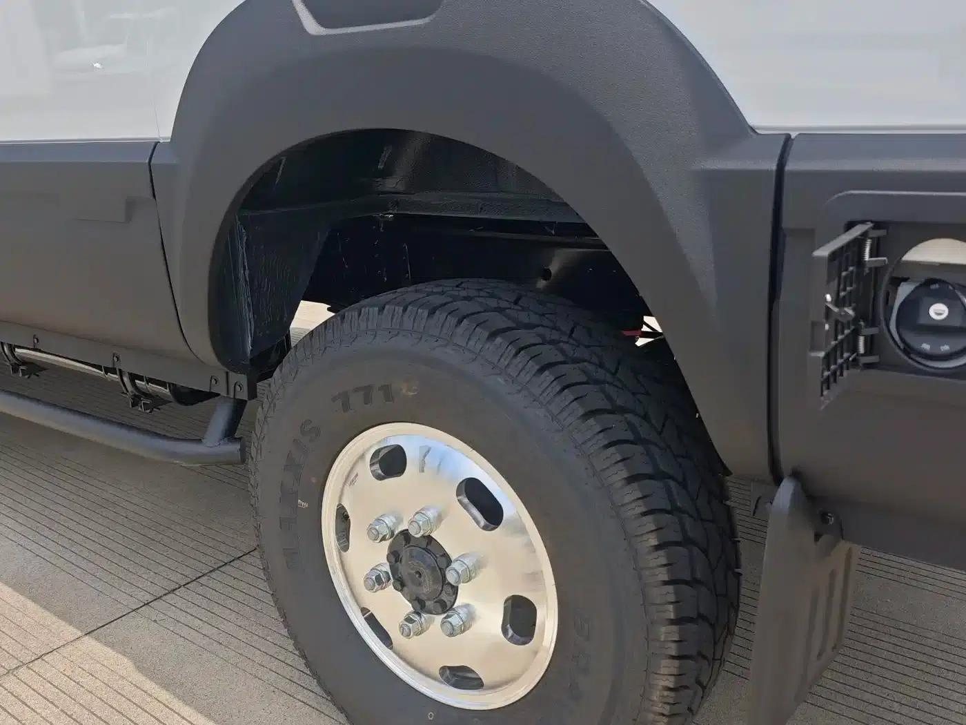 Iveco OB 2025 Mountain & Sea 3.0T Off-Road Passenger Vehicle (Automatic Short Wheelbase) — миниатюра 10