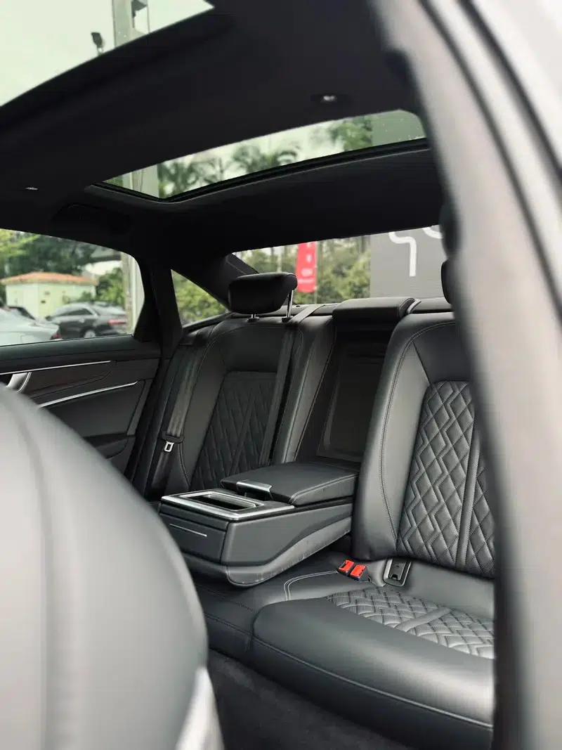 Audi A6L 2025 45 TFSI quattro Premium Dynamic Edition — миниатюра 17
