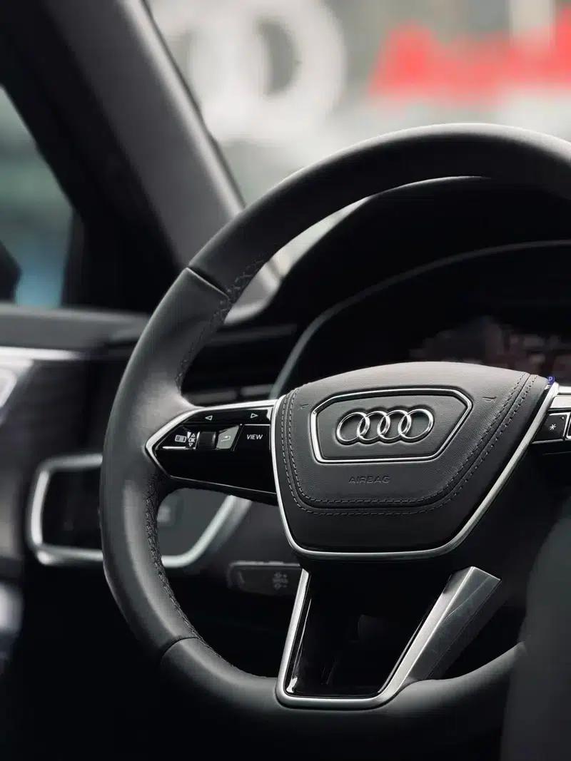 Audi A6L 2025 45 TFSI quattro Premium Dynamic Edition — миниатюра 6