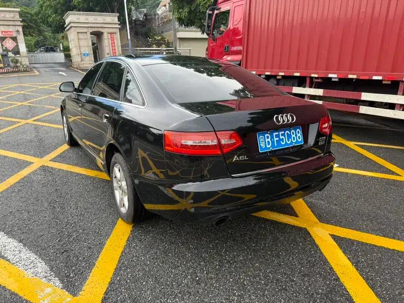 Audi A6L 2011 2.0 TFSI Automatic Standard Edition — миниатюра 4