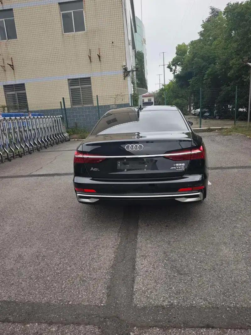 Audi A6L 2023 Facelift 45 TFSI quattro Premium Dynamic Edition — миниатюра 3