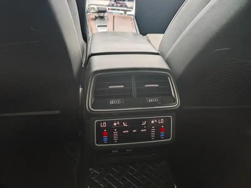 Audi A6L 2023 Facelift 45 TFSI quattro Premium Dynamic Edition — миниатюра 6