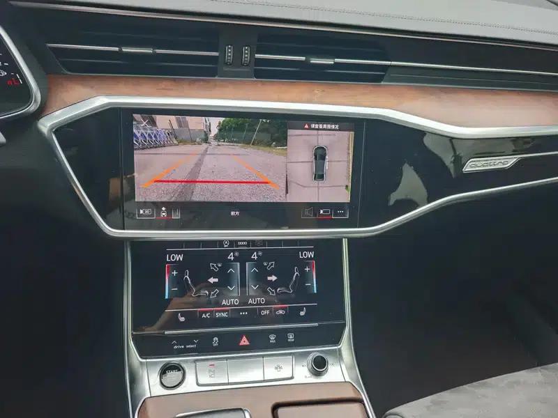Audi A6L 2023 Facelift 45 TFSI quattro Premium Dynamic Edition — миниатюра 9