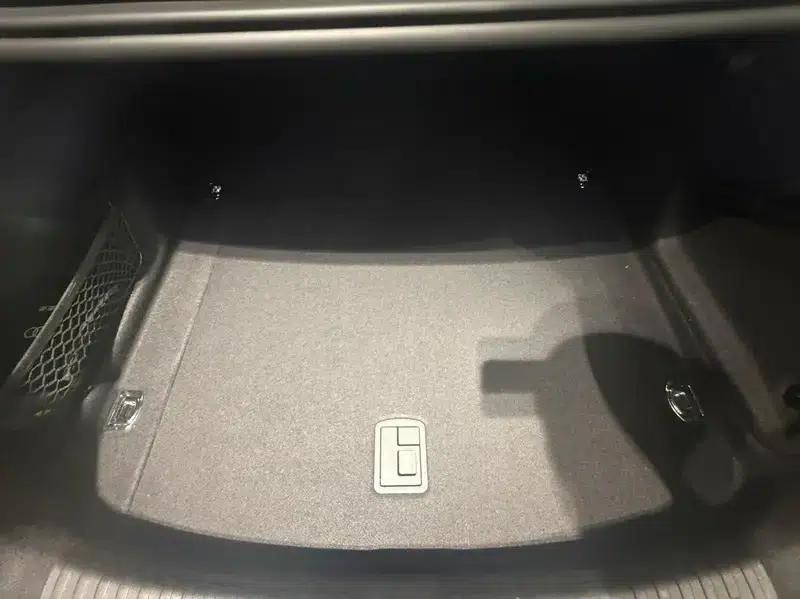 Audi A6L 2024 55 TFSI quattro Premium Dynamic Edition — миниатюра 11