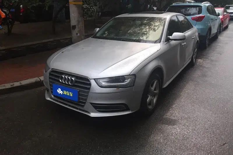 Audi A4L 2013 35 TFSI Automatic Comfort — миниатюра 1