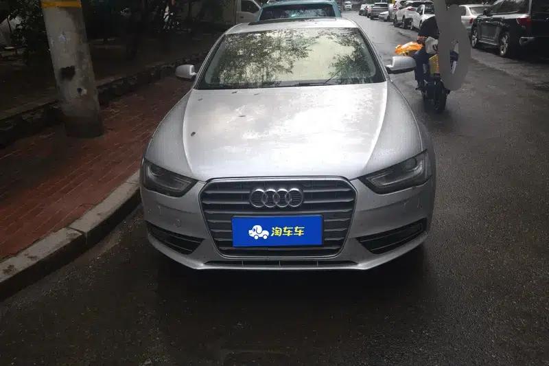 Audi A4L 2013 35 TFSI Automatic Comfort — миниатюра 2