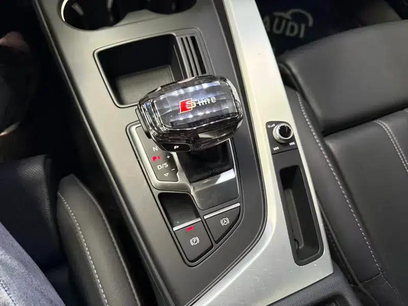 Audi A4L 2022 40 TFSI Fashion Dynamic Edition — миниатюра 11