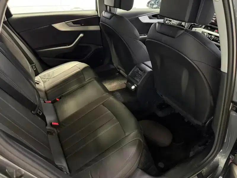 Audi A4L 2022 40 TFSI Fashion Dynamic Edition — миниатюра 13