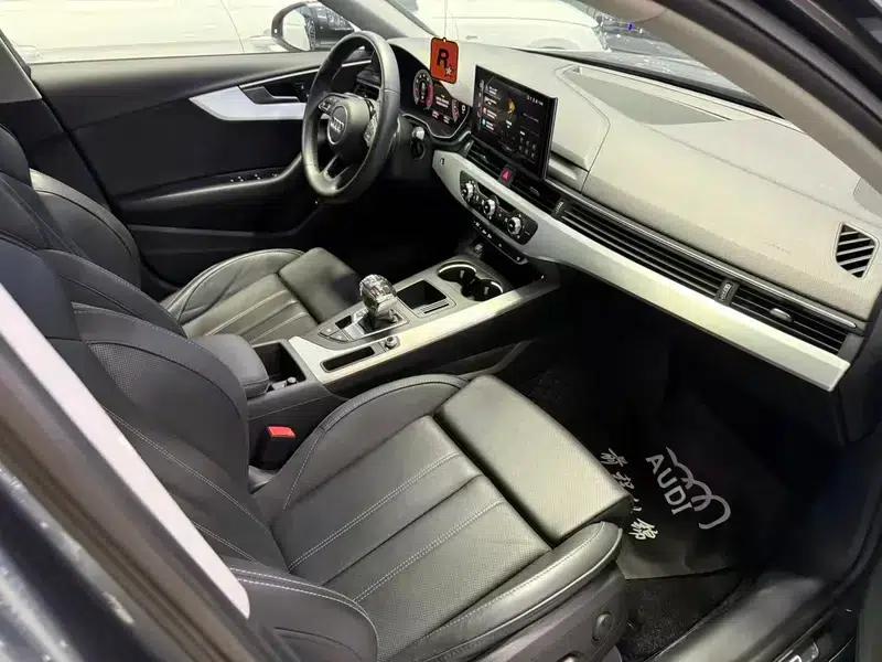 Audi A4L 2022 40 TFSI Fashion Dynamic Edition — миниатюра 8