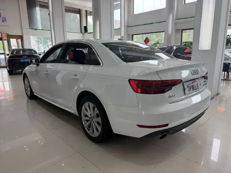 Audi A4L 2018 30th Anniversary Edition 40 TFSI Progressive — миниатюра 4