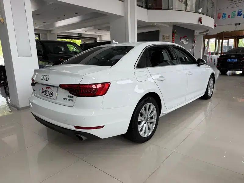 Audi A4L 2018 30th Anniversary Edition 40 TFSI Progressive — миниатюра 6