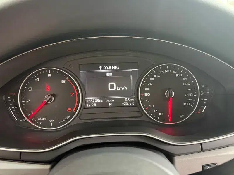 Audi A4L 2018 30th Anniversary Edition 40 TFSI Progressive — миниатюра 9