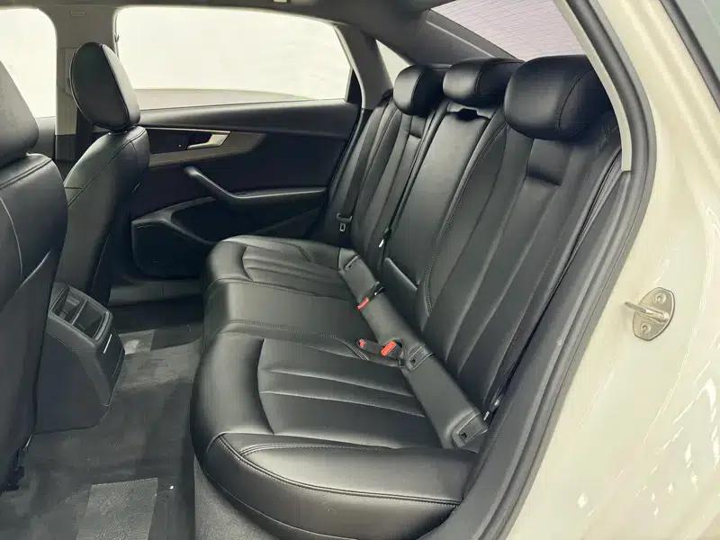 Audi A4L 2019 40 TFSI Progressive (China VI Emission Standard) — миниатюра 11