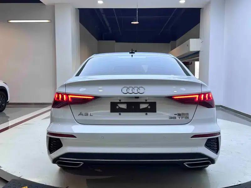 2022 Audi A3 A3L Limousine 35 TFSI Fashion Sport — миниатюра 6