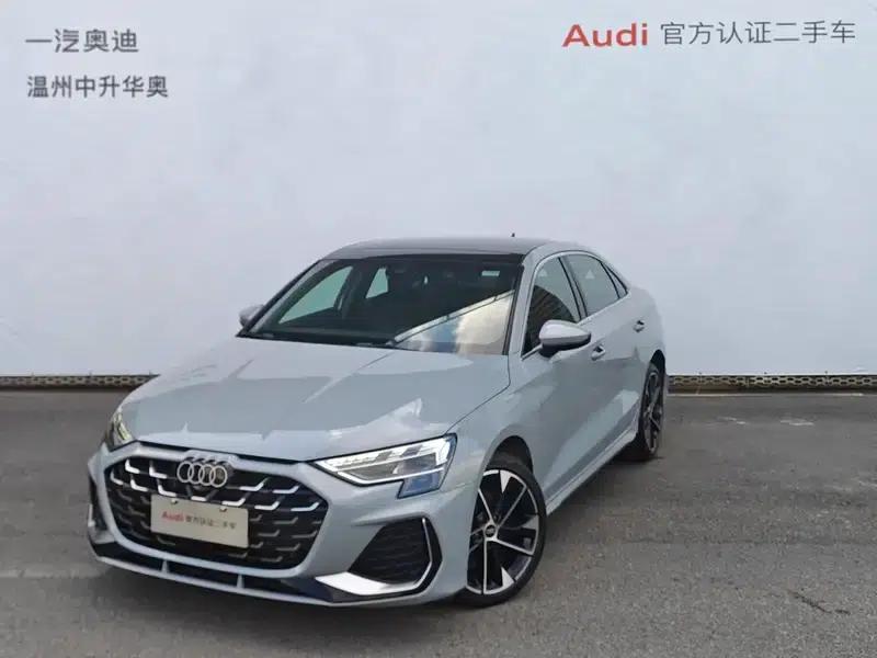 Audi A3 2025 A3L Limousine 35 TFSI Flying Spur Luxury Edition — миниатюра 1