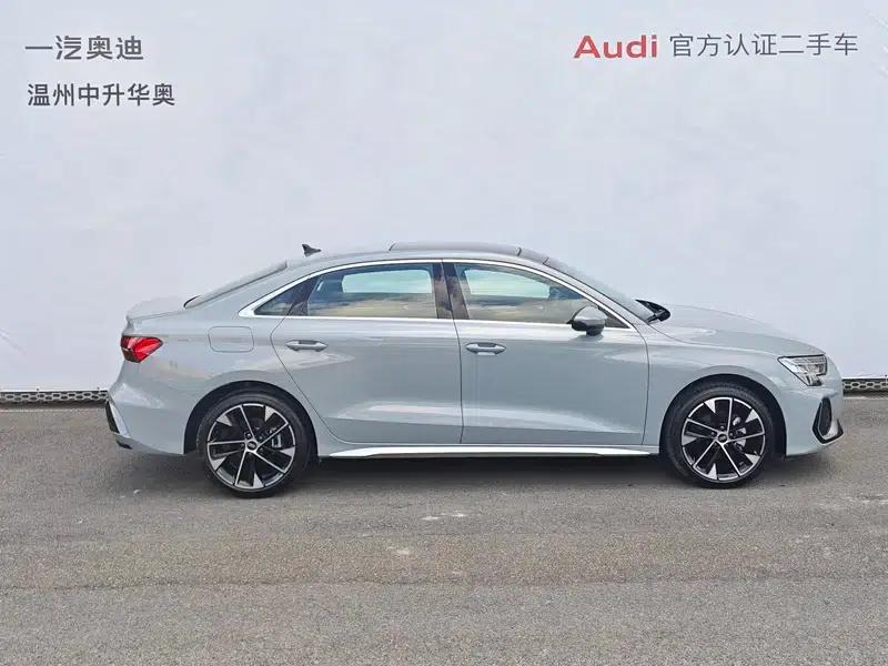 Audi A3 2025 A3L Limousine 35 TFSI Flying Spur Luxury Edition — миниатюра 5