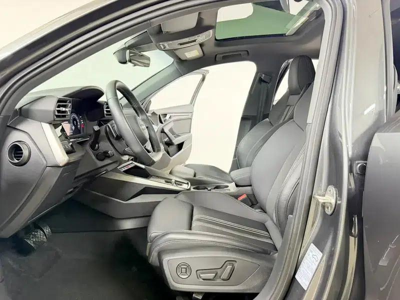 Audi A3 2023 Facelift A3L Limousine 35 TFSI Sporty Edition — миниатюра 17