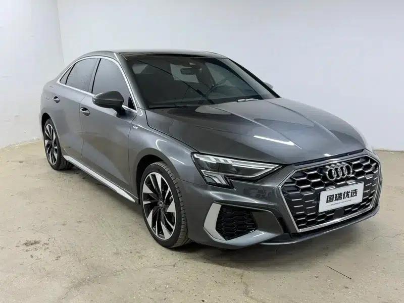 Audi A3 2023 Facelift A3L Limousine 35 TFSI Sporty Edition — миниатюра 3