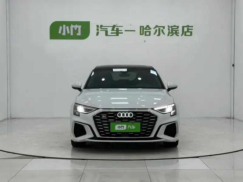 Audi A3 2023 Facelift Sportback 35 TFSI Fashion Sporty Model — миниатюра 2
